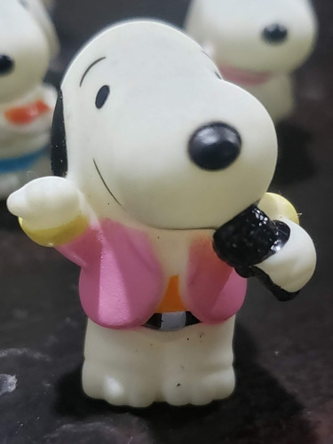 Gashapon Snoopy Charlie Brown Coleccionable Figura Muñeco