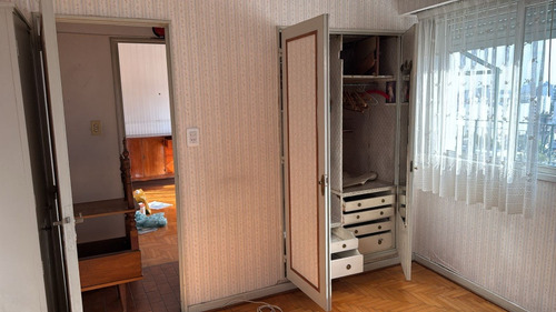 Departamento 3 Ambientes Frente Plaza Flores