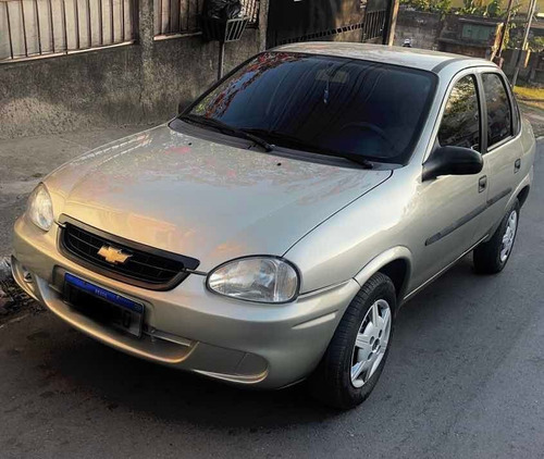 Imagem 1 de 9 de Chevrolet Classic 2010 1.0 Flex Power 4p
