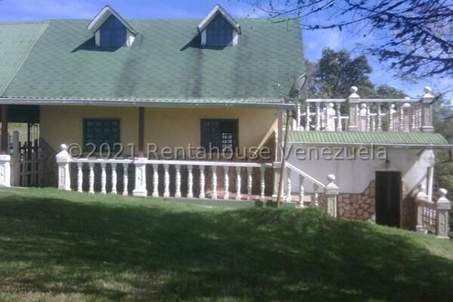 Imagen 13 de 16 de Ls Vende Chalet Via Carayaca El Junkito 23-8828