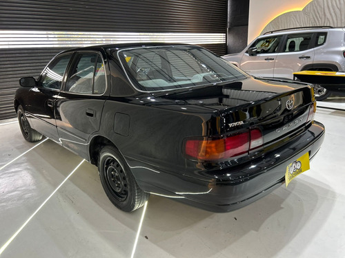Toyota Camry 2.2 Le 16v Gasolina 4p Automático