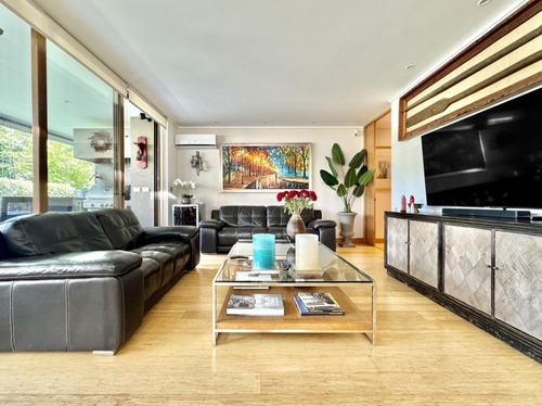 Impecable Con Jardin / No Perimetral Semi Nuevo