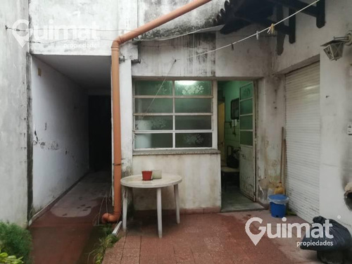 Imagen 4 de 19 de Casa A Reciclar Sobre Excelente Lote Apto Para Edificar
