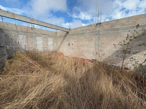 Terreno En Venta Con Construcción Avanzada En Berriozábal, Chiapas