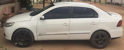 Volkswagen Voyage 2011 1.6 Vht Comfortline Total Flex 4p
