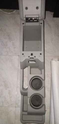 Consola Central De Dodge Caliber Año 2006-2009 (Usado)