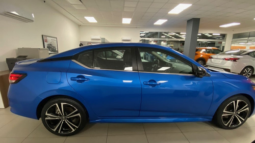 Imagen 4 de 15 de Nissan Sentra Sr Cvt