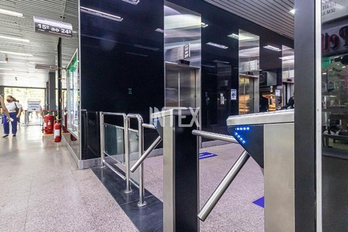 Imagem 9 de 13 de O Melhor E Mais Movimentado Prédio Comercial Da Região Do Centro Do Rio De Janeiro, Rj - Sa00093 - 71042895