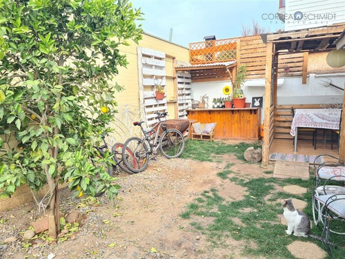 Casa En Venta De 4 Dorm. En Rancagua