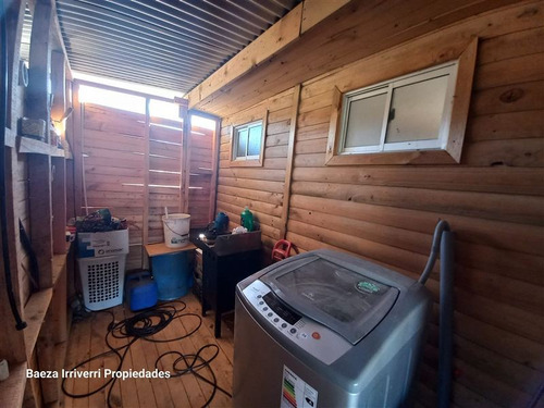 Parcela De 5000m2 , Con Casa En Venta En Cauquenes