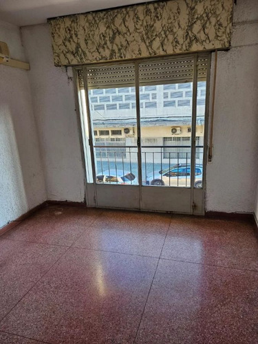 Apartamento En Alquiler De 2 Dormitorios En Bella Vista