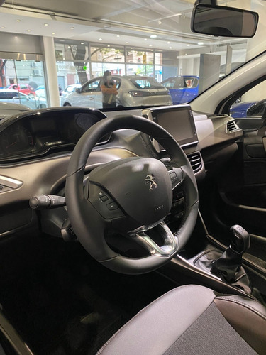 Imagen 15 de 15 de Peugeot 2008 Feline 1.6 16v