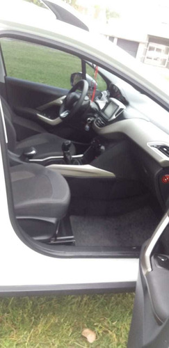 Peugeot 2008 1.6 Allure 2017