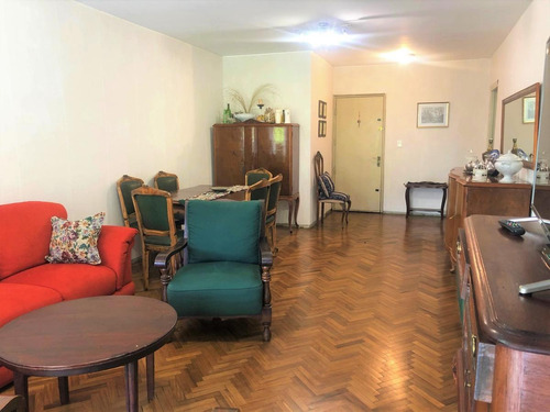 Imagen 3 de 15 de Venta Apartamento Centro Tres Dormitorios Serv Patio Terraza