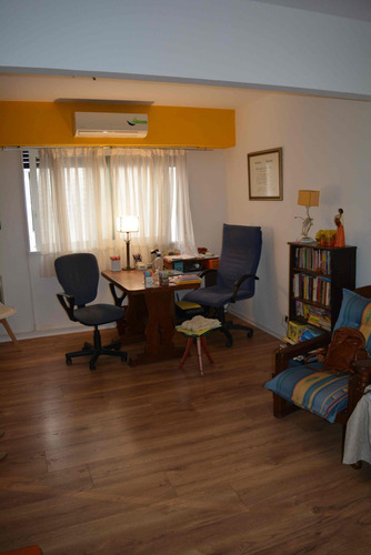 Imagen 16 de 17 de Venta Departamento 6 Ambientes Apto Profesional