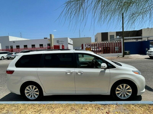 Imagen 4 de 12 de 2015 Toyota Sienna Limited