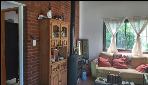 Hermosa Casa Con Parque, En Un Lugar Tranquilo Y Rodeado De Vegetación. Apto Credito