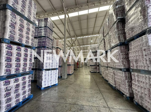 Bodega Acceso Controlado 1404 M2 En Arriendo En San Bdo.