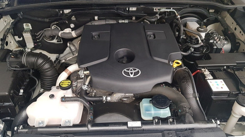 Toyota Sw4 2.8 Srx 177cv 4x4 7as At 2016