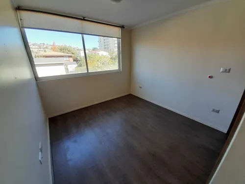 Como Nuevo 2 Dormitorios, 2 Baños (93710)