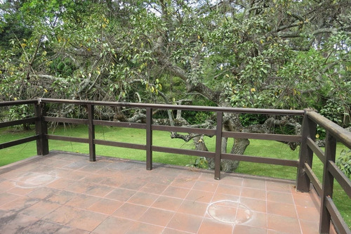 Casa En Venta De 4 Dormitorios En San Rafael
