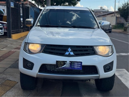 Mitsubishi L200 3.2 GL 4X4 CD 16V TURBO INTERCOLER DIESEL 4P MANUAL