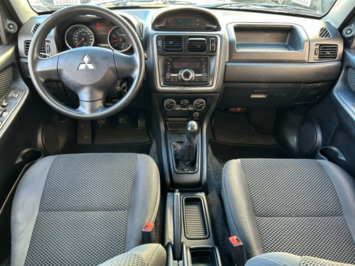 Mitsubishi Pajero TR4 Pajero TR4 2.0 4X2 16V 140CV FLEX 4P MANUAL