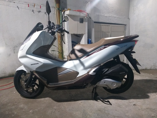 Imagem 1 de 8 de Honda Pcx