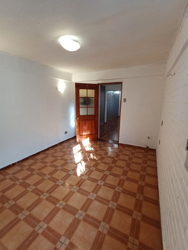 Casa Independencia 3d 2b Sólida 2 Pisos Pasaje Cerrado