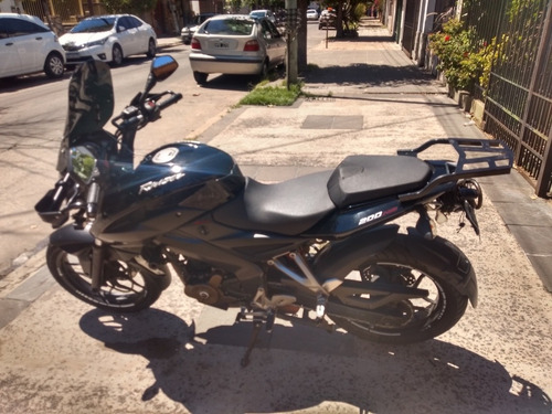 Bajaj Rouser Ns 200