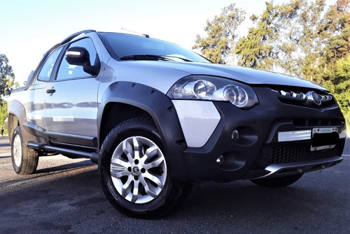 Fiat Strada Cabina Doble Adventure 1.6 16v