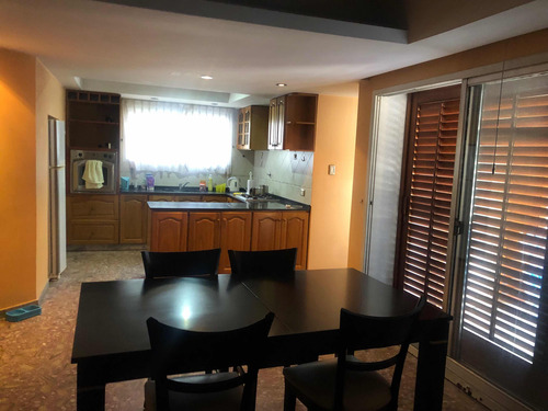 Casa En Venta 4 Ambientes Con Jardín Amplio, Pileta Y Cochera