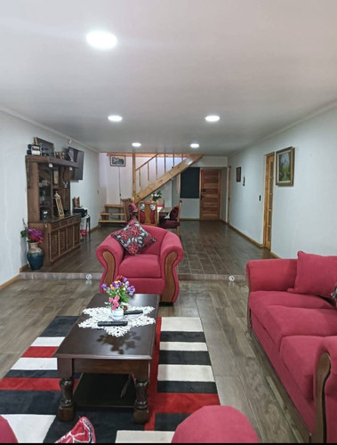 Hermosa Casa En Comuna De Linares
