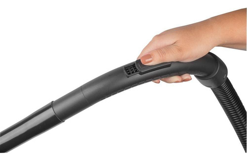 Imagen 5 de 6 de Aspiradora Black + Decker Vcbd603-ar Con Bolsa 1800 Watts