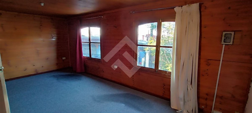 Casa En Venta De 3 Dorm. 2 Baños En Maipú