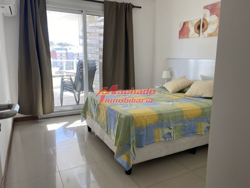 Imagen 15 de 17 de Pent House, Con Espectacular Parrillero