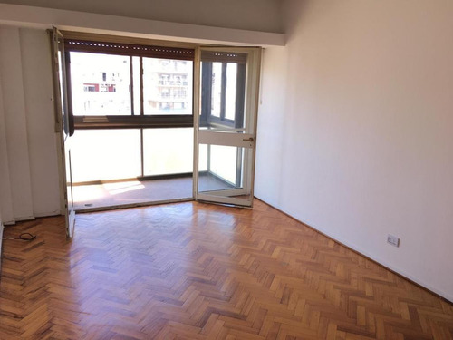 Imagen 7 de 15 de Venta De Departamento En Caba Zona Almagro De 2 Ambs Piso Alto Confort Y Mucha Luz