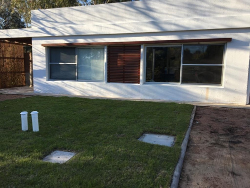 Imagen 1 de 10 de Dueña Alquila Temporada Casa A Estrenar De Dos Dormitorios En San Francisco Piriapolis