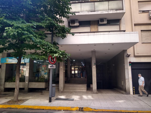 Imagen 14 de 21 de Oficina En Tribunales. Apto Vivienda