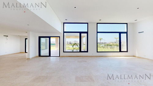 Excelente Casa A Estrenar A La Laguna En Pilara - La Calesa