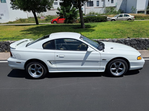 Ford Mustang 4.6 Gt Equipado Piel Cd At