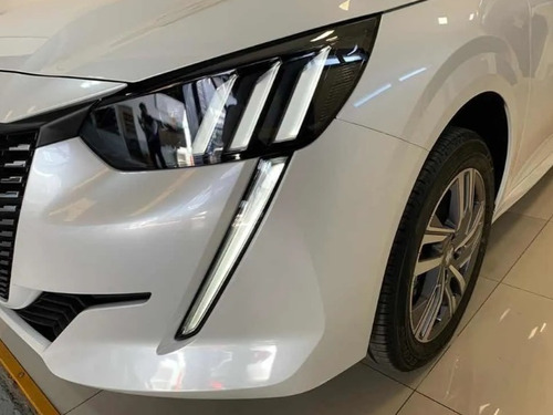 Imagen 7 de 15 de Robayna Peugeot 208 Feline 1.6 Tiptronic Año 2020 O Km