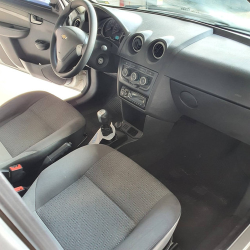 Imagem 6 de 11 de Chevrolet Celta 1.0 Mpfi Lt 8v Flex 4p Manual