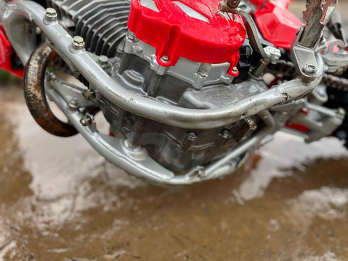 Moto Preparada Para Trilha Só Pegar E Andar