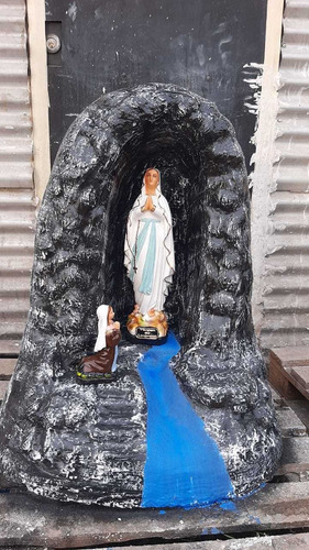 Imagen 3 de 5 de Gruta 60cm + Virgen De 30cm
