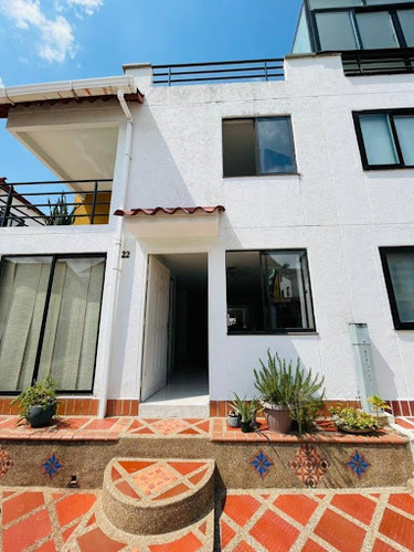 Casas En Arriendo Av. Sur 1031-2975