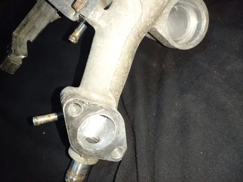 Toma De Agua Kia Sportage 2.7