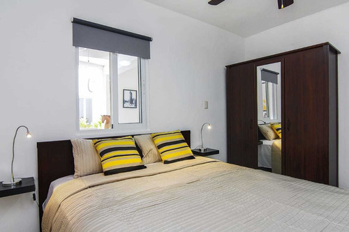 Casa Amueblada, 3 Dorm. En Zona Colonial