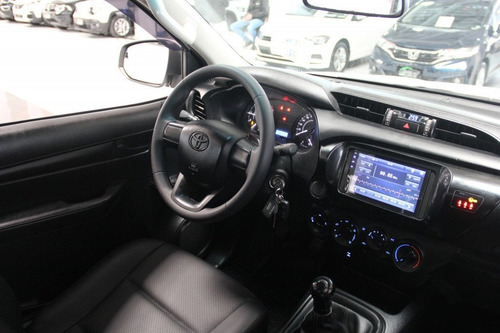 Imagem 13 de 14 de Toyota Hilux 2.8 Std 4x4 Cd 16v Diesel 4p Manual