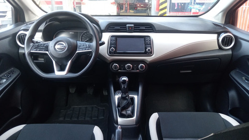Nissan Versa 1.6 Advance Mt